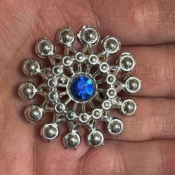 Vintage Blue Stone Brooch - Picture 5 of 7